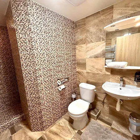 Luxor Pensjonat 3*